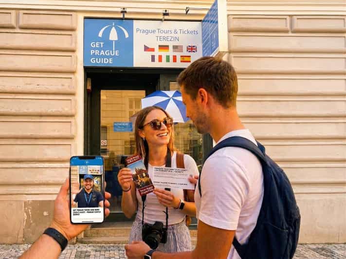 Prague Castle Ticket & Audioguide with Pick-up in GPG Office