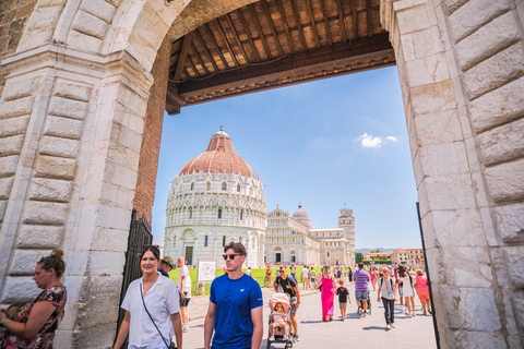 From Florence: Pisa Guided Day TourRound-trip Guided Transfer Only