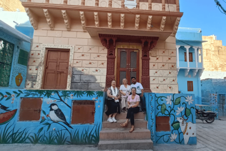 From Delhi: 2 Days Jaipur Sightseeing Tour By Car