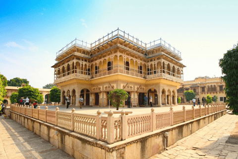 Jaipur Half Day Tour City Palace, Hawa Mahal & Jantar Mantar Jaipur Private Tour: City Palace, Hawa Mahal & Jantar Mantar