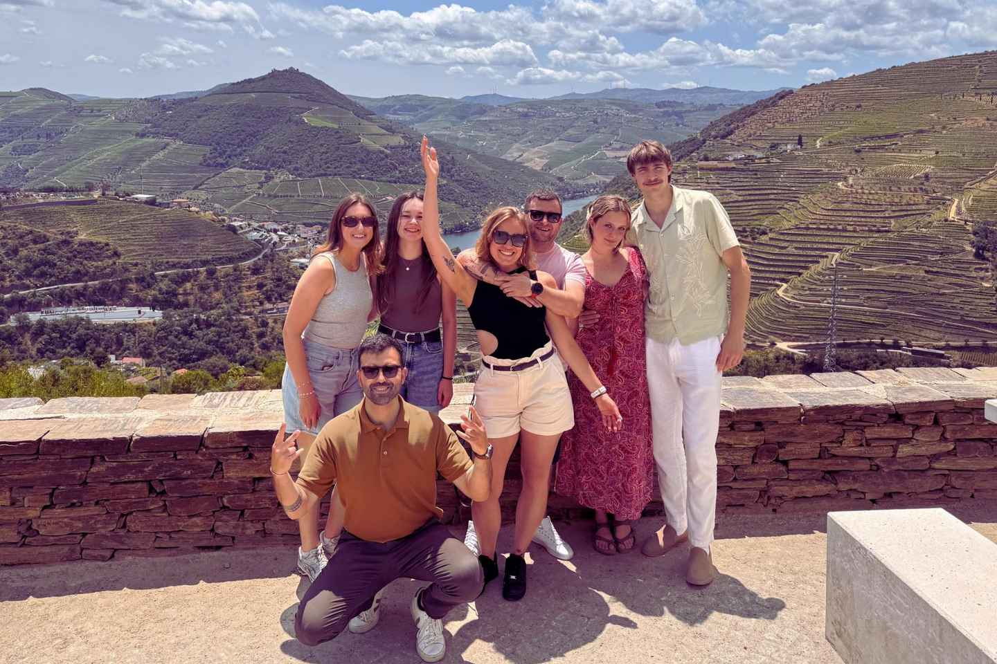 Porto: Douro Valley Wine Tour in a Small Group with a Boat Ride, Wine & Food