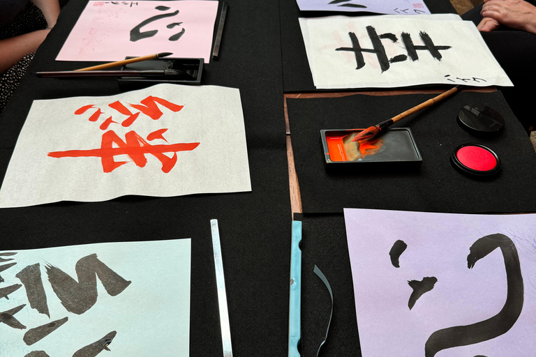 Kioto: Taller de Caligrafía JaponesaTaller de caligrafía de 1 hora