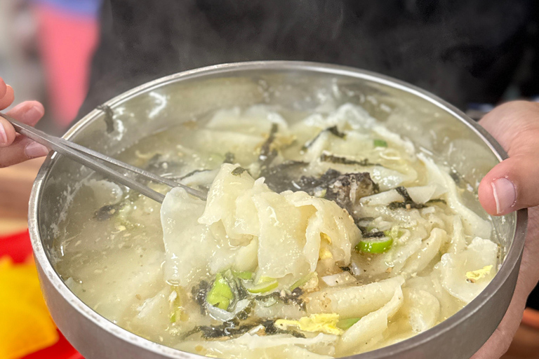 Busan: Kimchi Kitchens Food Tour with 10+ Tastings