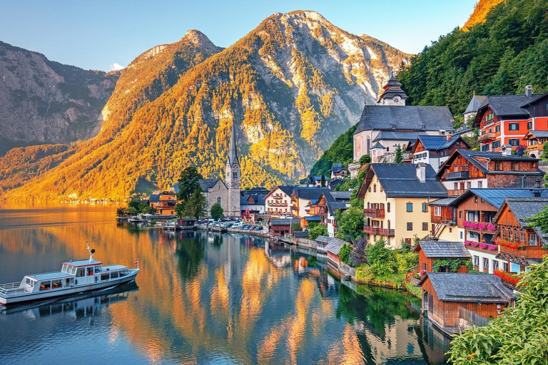 From Prague: Dachstein and Hallstatt with Ice Cave Tour