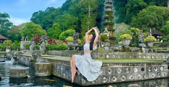 East Bali: Lempuyang, Water Palace & Royal Palace Tour
