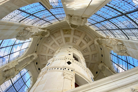 Chambord, Chenonceau, Da Vinci Castle Small group from Paris