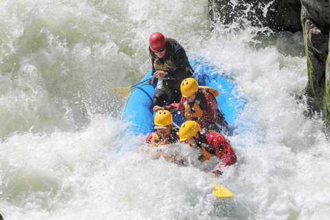 Forsränning - Kanotpaddling i Chilifloden - Cusipata Rafting Arequipa