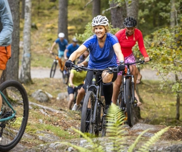 Uppsala: Mountain Bike Rental with Helmet