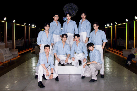 Pattaya Oriental Atlantis Buffet and Show Plus VIP Seat (Shared Table)