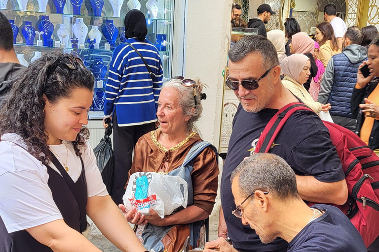 Tunis erkunden: Historische Medina und das charmante Sidi Bou Said