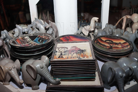 Nairobi Souvenir Shopping Half Day Tour