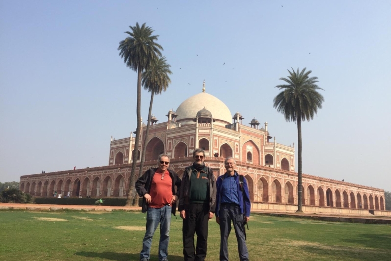 Depuis Delhi : visite privée du Taj Mahal et d'Agra en train expressVisite avec sièges de deuxième classe sans entrée ni déjeuner