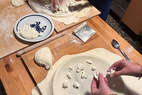 Genoa: Pesto and Focaccia Cooking Class with Prosecco