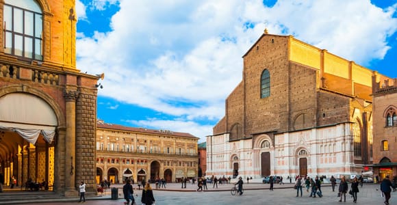Private Bologna City & Europe Oldest University Guided Tour