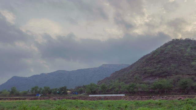 Visit Farm To Table At A Zen Eco-farm Surrounded By The Aravallis in Madri