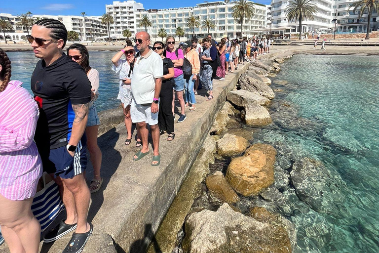 Ibiza: billete de ferry de ida y vuelta a Formentera desde Figueretas.Ibiza: billete de ida y vuelta en ferry a Formentera desde Figueretas