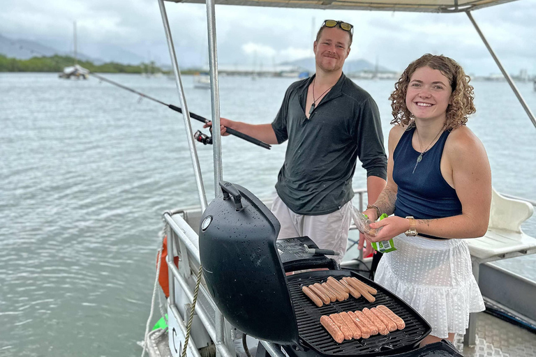 Cairns: Pontoon Boat Hire with Optional BBQ and Fishing Hire Half Day Afternoon Option