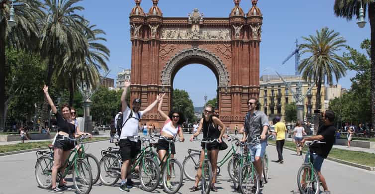 Barcelona: Guided Bike or E-Bike City Tour photo 8