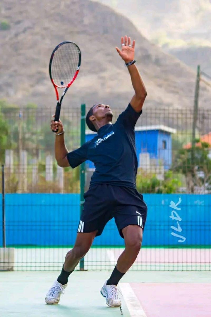 Ribeira Grande: Tennismatch mit einheimischen Sportlerinnen und Sportlern