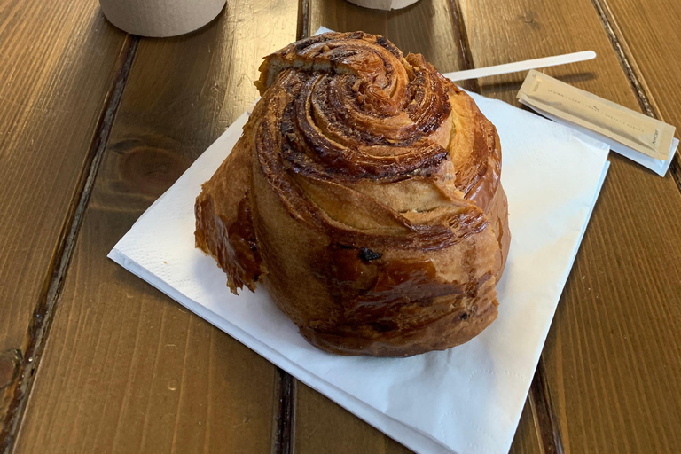 Liverpool: Albert Dock & Cavern Quarter Walking Food Tour