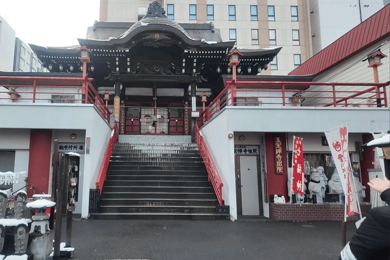 Sapporo : Temples & Neon: The Hidden History of Susukino Temples & Neon: The Hidden History of Susukino