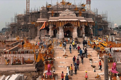 Delhi: Ayodhya 2-daagse privétour met gids en maaltijdenDelhi: Privétour van 2 dagen naar Ayodhya met gids en maaltijden