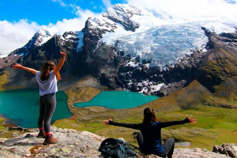 De Cusco: Caminhada pelas 7 lagoas de Ausangate com águas termais