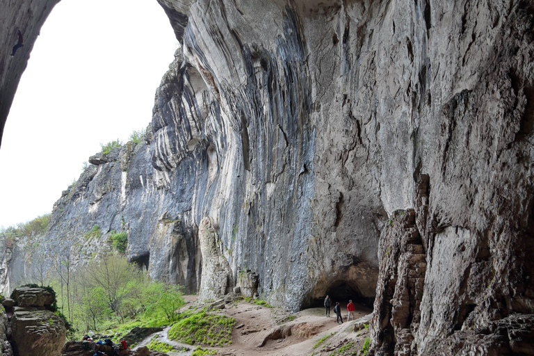 From Sofia: Private Day Trip to Buzludzha & Prohodna Cave