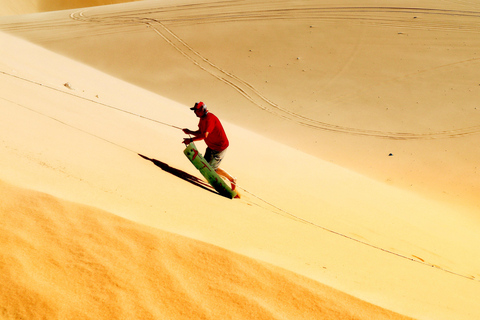 Safári no deserto, manobras radicais nas dunas, passeio de camelo, sand boarding, pôr do sol