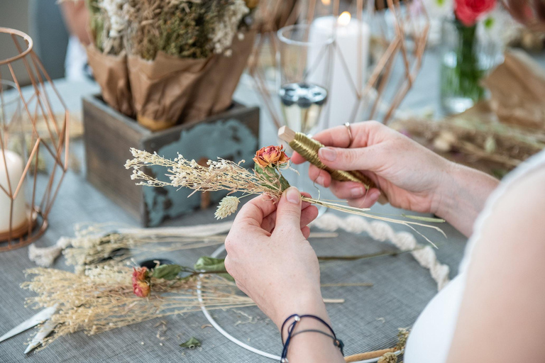 Workshop in Leipzig - Dream Catcher with Dried Flowers / Dried Flower Loop Workshop in Leipzig - Dreamcatcher with Dried Flowers / Dried Flower Loop