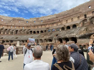 Rom: Führung durch Kolosseum-Arena, optional Forum Romanum und Palatin