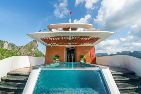 Depuis le port : la meilleure excursion dans la baie d&#039;Along sur le bateau de croisière 5 étoiles LeonaDepuis le port : la meilleure excursion dans la baie d&#039;Along sur le Leona