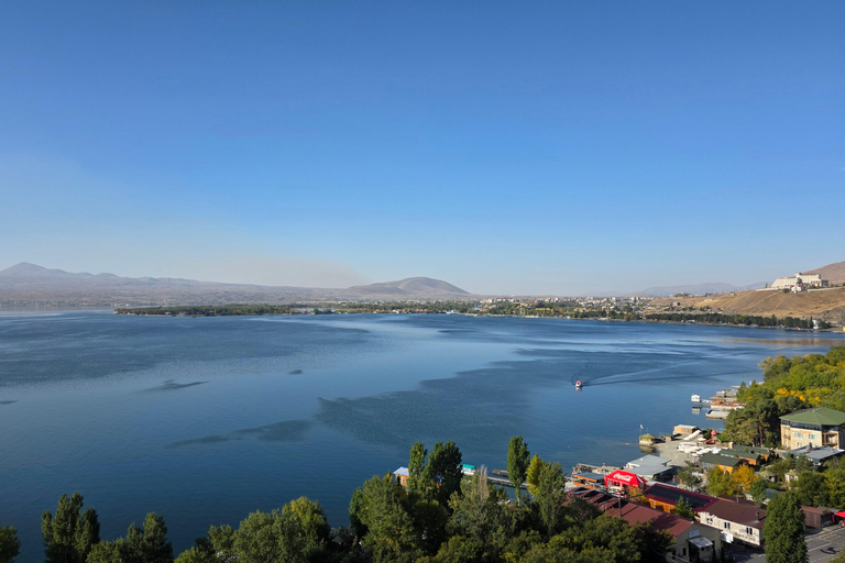 Tbilisi to Yerevan: The Ultimate Scenic Transfer