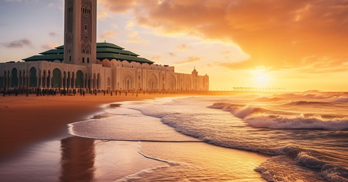 Casablanca After Dark: Nightlife and Dinner Tour | GetYourGuide