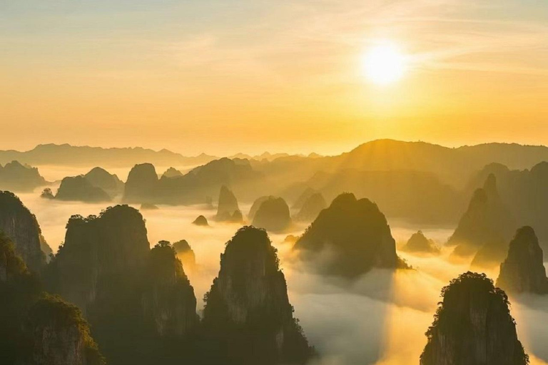 Zhangjiajie: Tianmen Mountain and Tujia Folk Park Tour Zhangjiajie: Private Tour of Tianmen Mountain and Tujia Folk