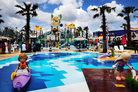 Shanghai: LEGOLAND Shanghai Resort Ticket Private Photography Service (Price per hour)