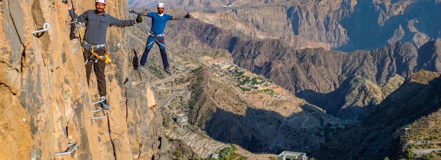 Nizwa : Promenade au balcon du Jebel Shams et aventure en via ferrata