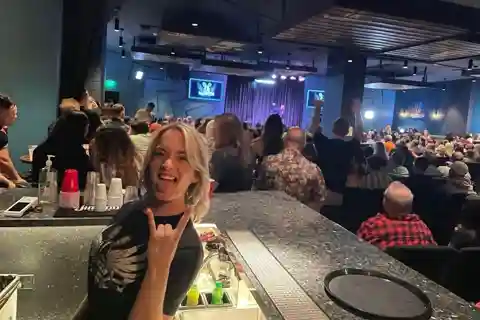 Las Vegas: Hoover Dam, Craft Beer & Comedy Show Tour