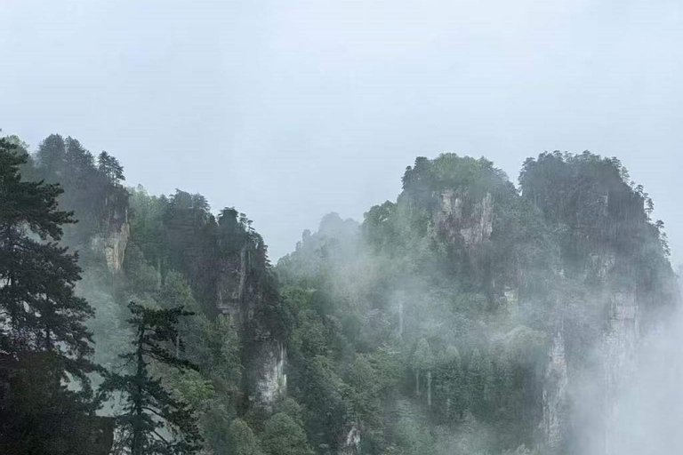 Zhangjiajie: 4-Day Private Tour with Hotel & Train Ticket package4_38seat