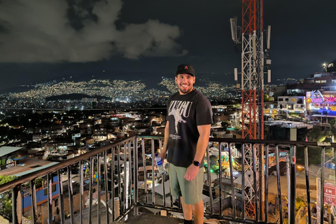 Comuna 13 Full Experience | Subway, Metrocable, Street Art and Culture. Comuna 13 Full Experience | Metro, Metrocable, Street Art and Culture.