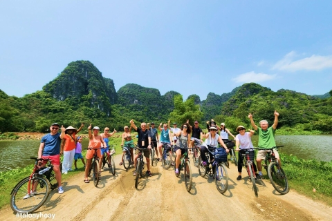 Ab Hanoi: Hoa Lu-Trang An-Mua Höhle Luxusreise mit LimousineSpezielles Angebot für 2025