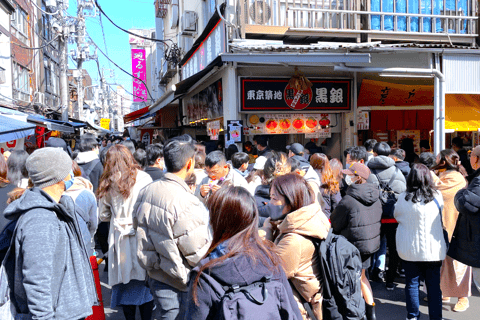 Prywatna wycieczka po Tsukiji: Skosztuj ulubionego jedzenia z 460 straganów!