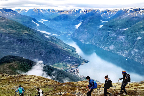 Bergen: Private Guided Fjord Hike