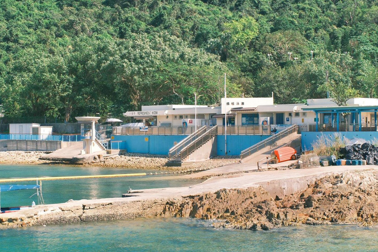Hong Kong: Sai Kung Geopark Private Boat Tour & Pickup