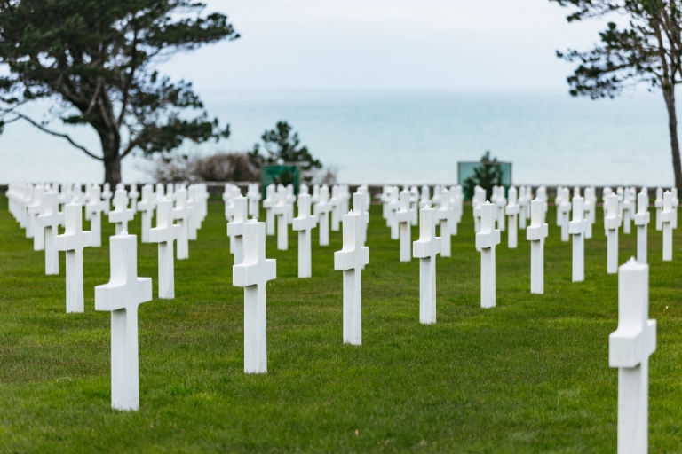 Normandy D-Day Landing Beaches Full-Day Tour from Paris