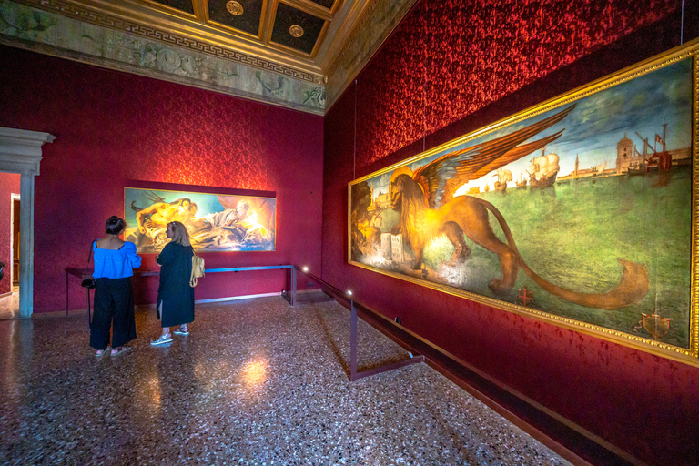 Venice: Exclusive Doge’s Palace Tour with Local Aperitivo English Tour