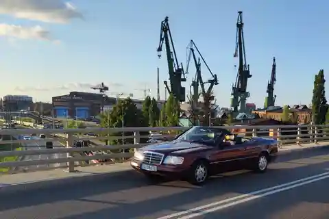 Gdańsk: Miasto Wolności — lokalna wycieczka kabrioletem z przewodnikiem