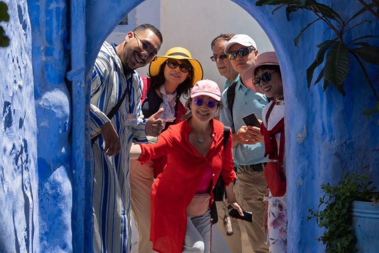Ontdek de Blue Magic: een volledige dag in Chefchaouen en Akchour