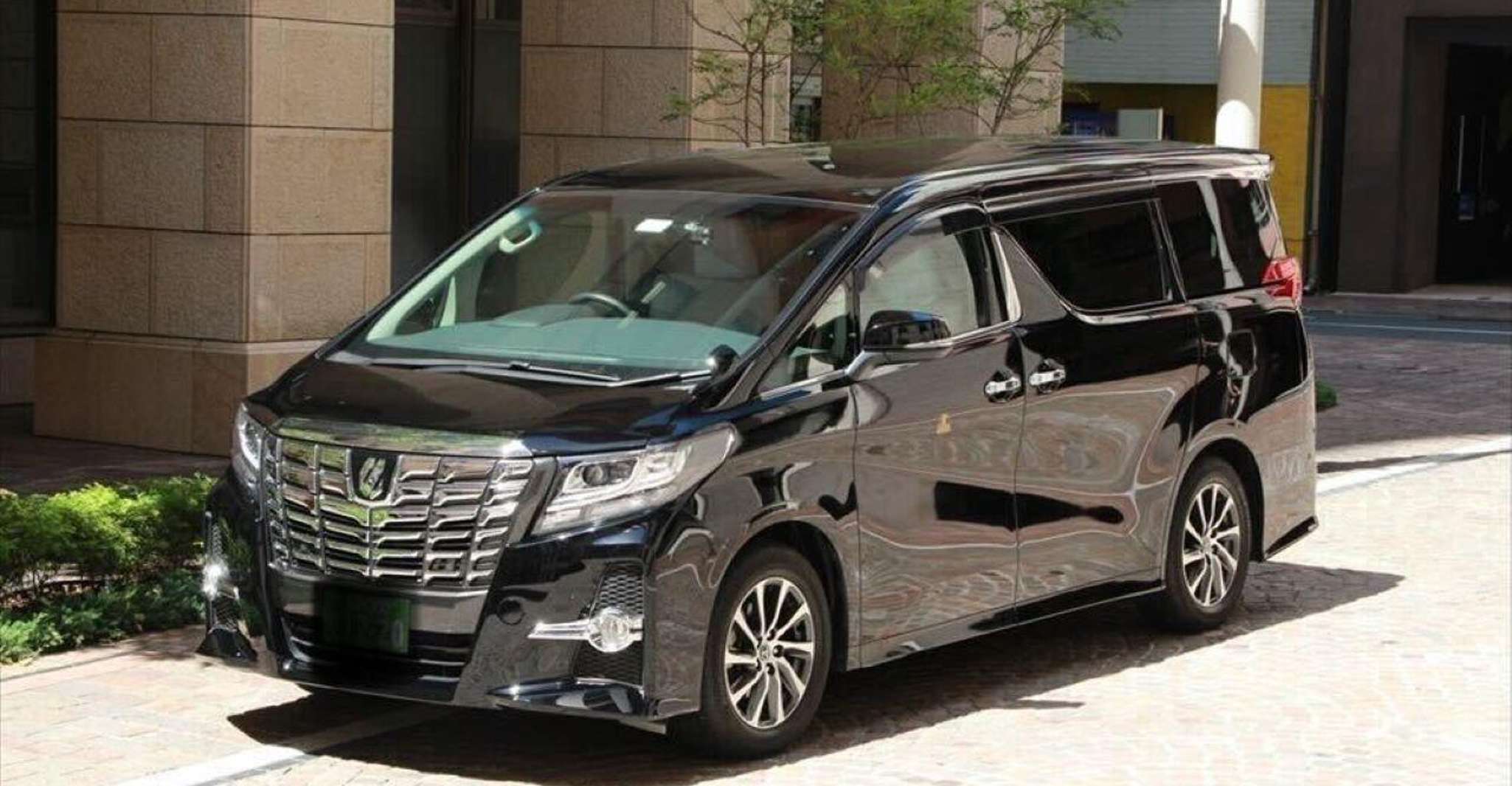 مطار تشيتوز الجديد من/إلى/من بحيرة تويا - Hizvo