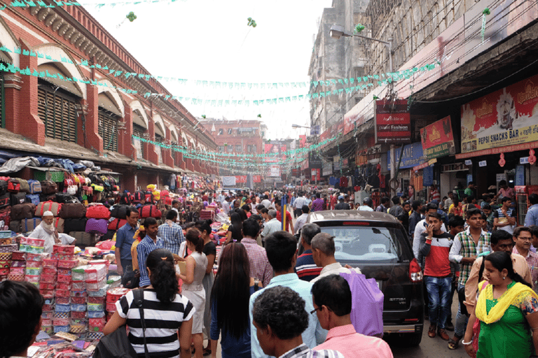 Kolkata: Half Day Private Shopping &amp; Food Tasting Tour